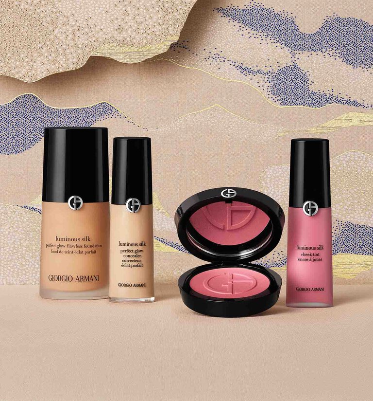 BRIGHTEN YOUR RAMADAN NIGHTS WITH THE LUMINOUS SILK COLLECTION