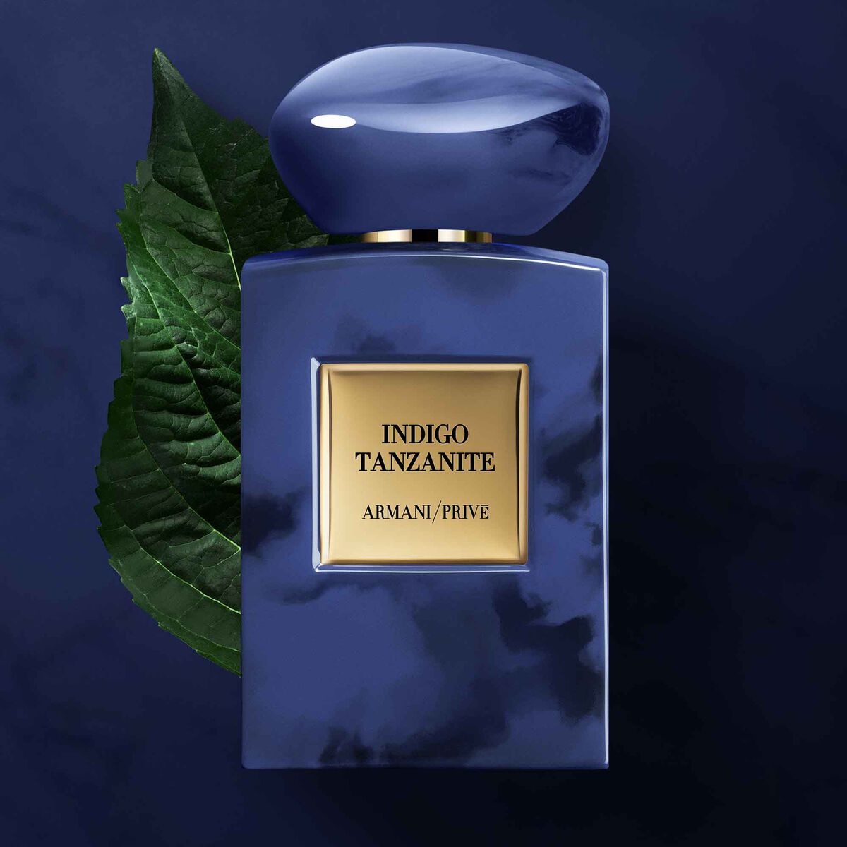 عطر إنديغو تانزانيت من مجموعة أرماني/بريفيه