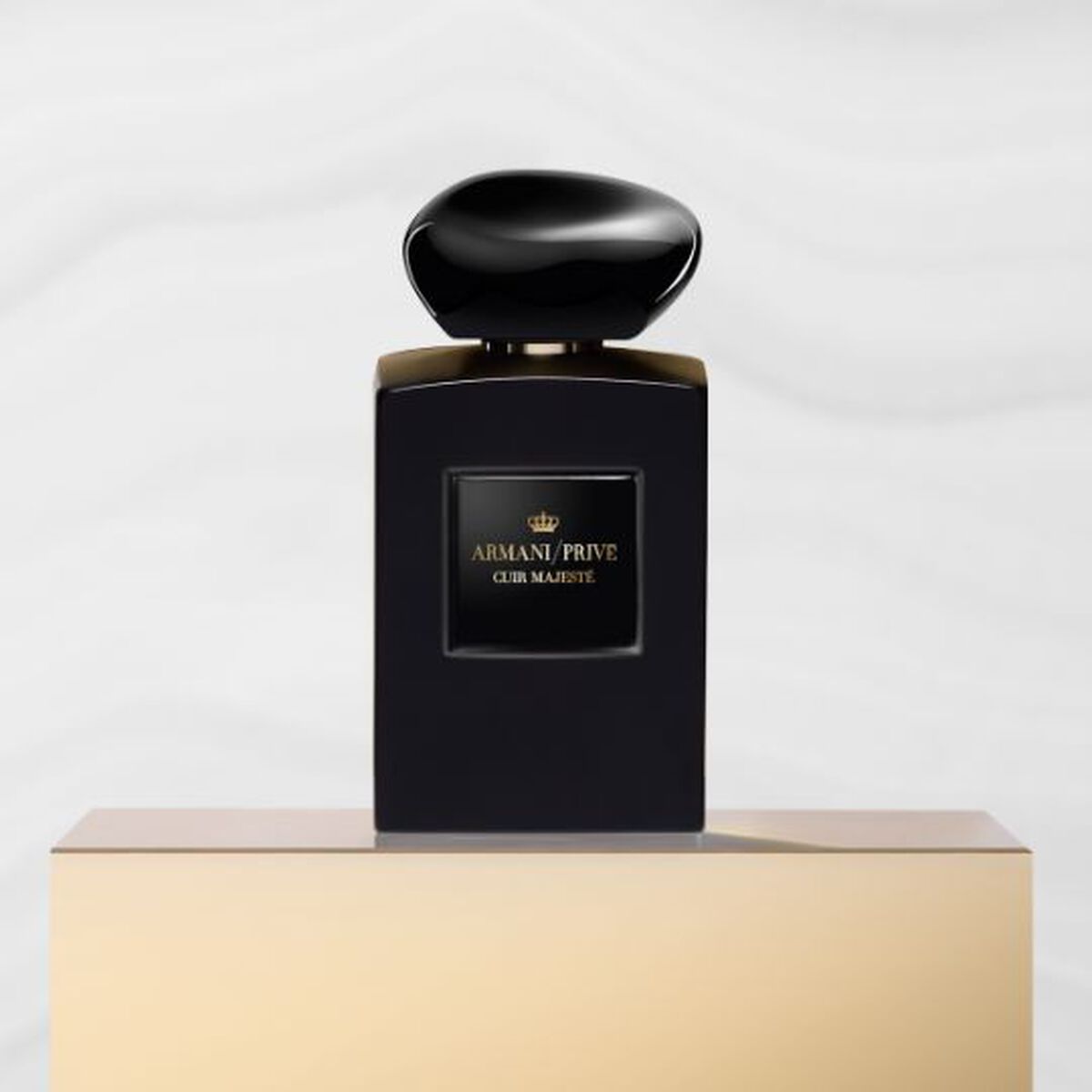armani priv  cuir majest