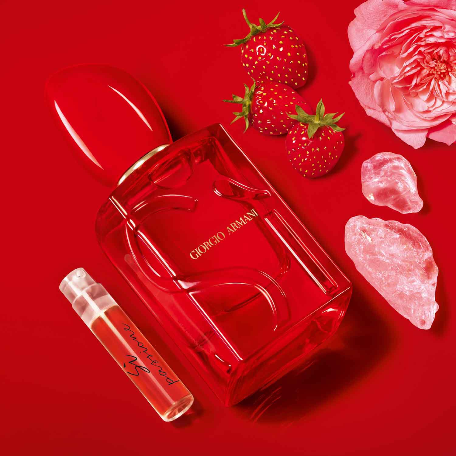 SÌ PASSIONE RED MUSK | Armani Beauty KSA