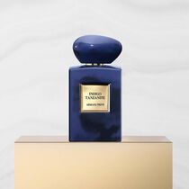عطر إنديغو تانزانيت من مجموعة أرماني بريفيه